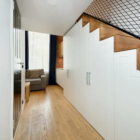 Apartment 6